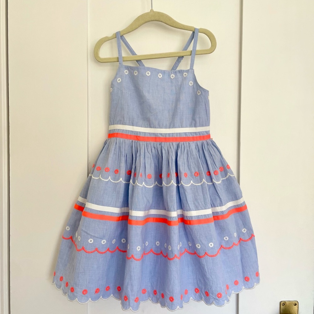Boden dress with ribbons and embroidery 6/7